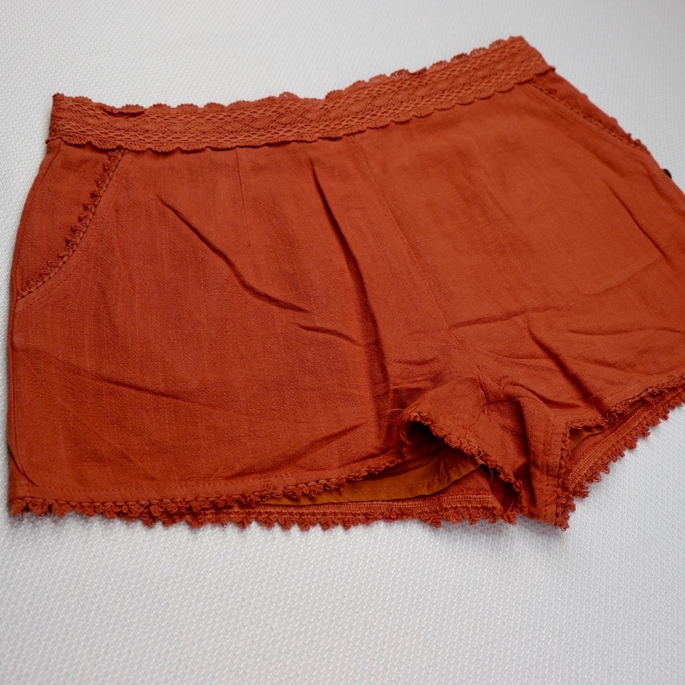 Rust Shorts - Picture 4 of 8